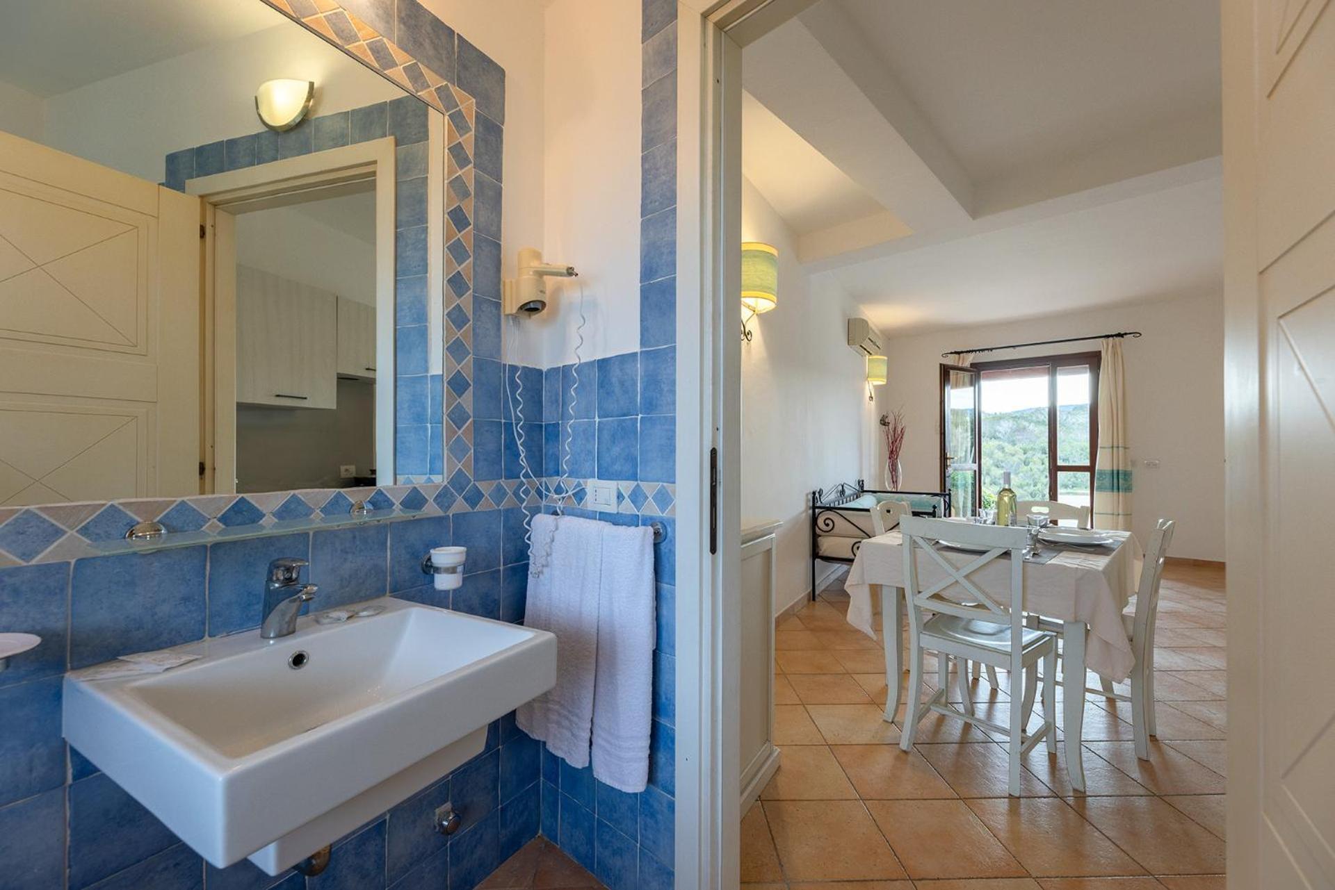 Residence Baia Dei Mirti Vignola Mare Bagian luar foto