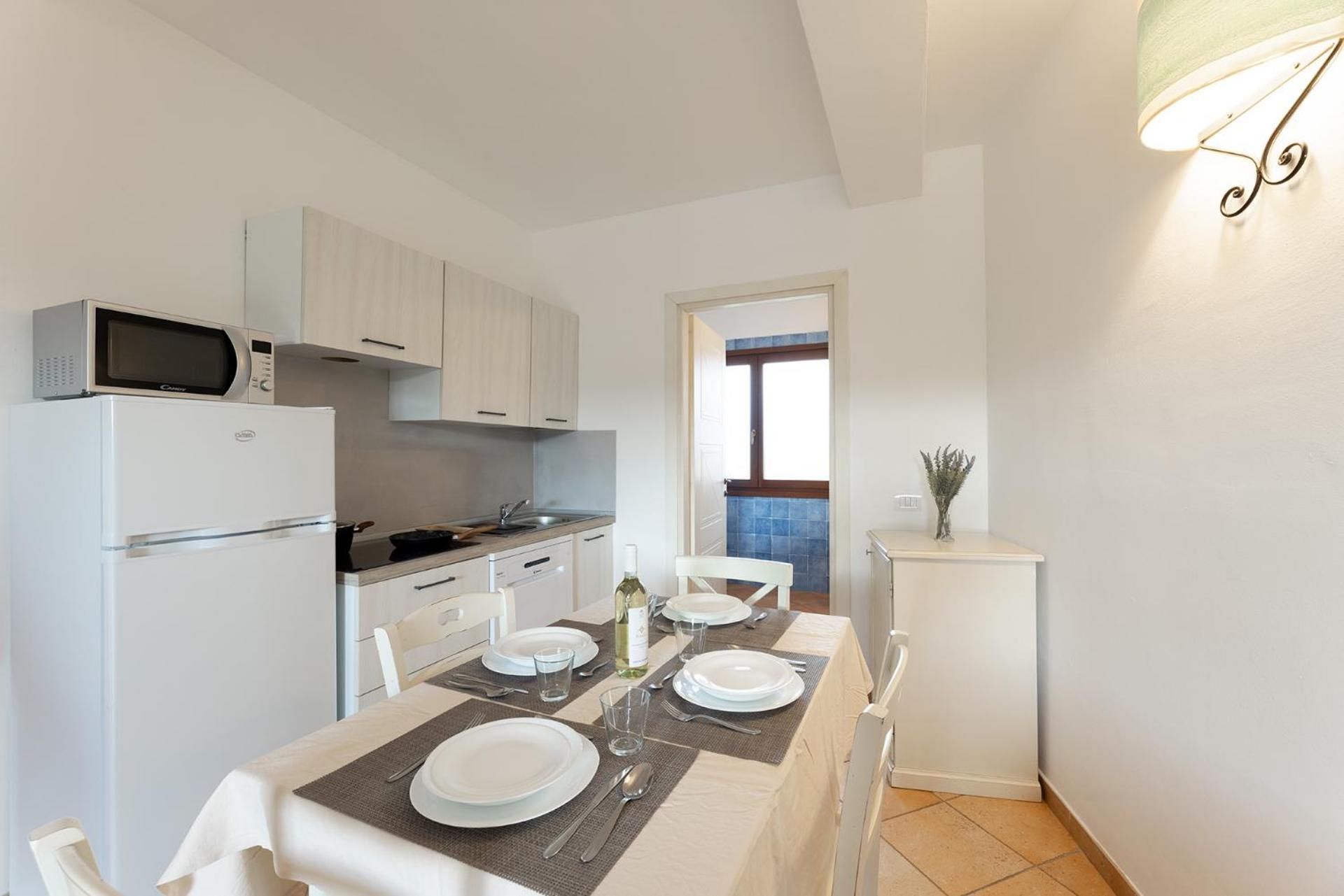 Residence Baia Dei Mirti Vignola Mare Bagian luar foto
