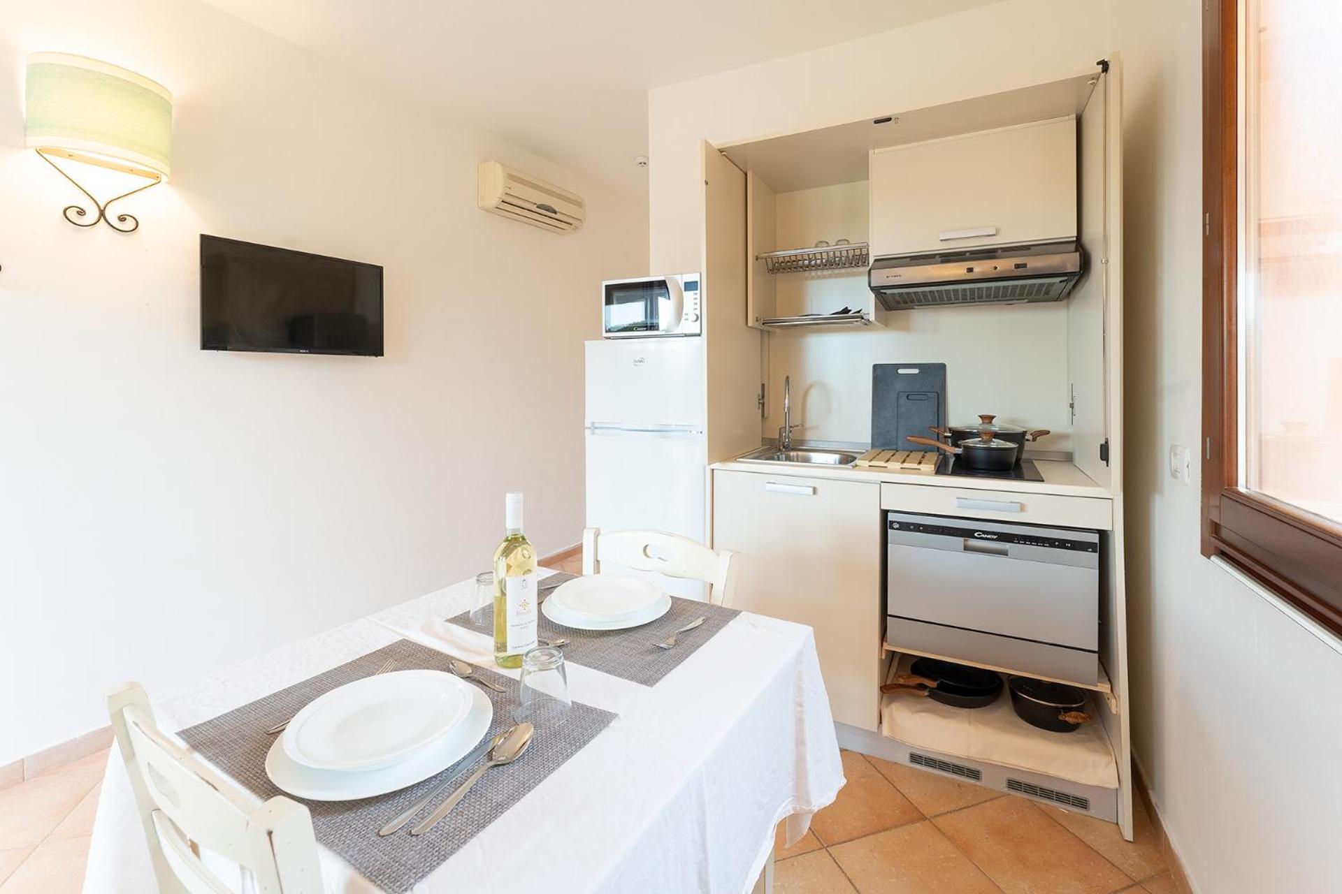 Residence Baia Dei Mirti Vignola Mare Bagian luar foto